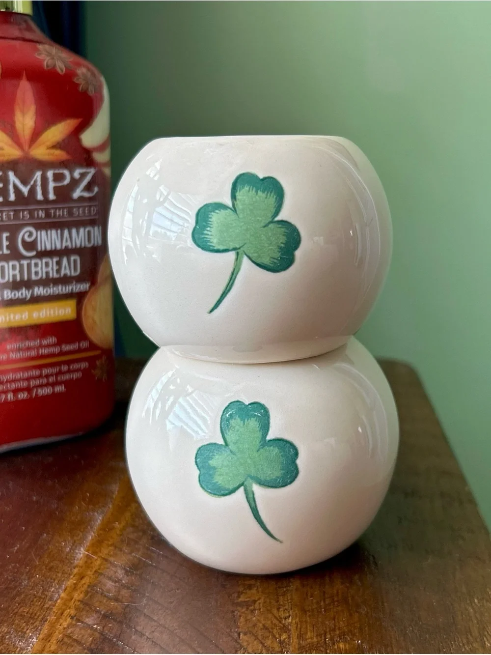 Vintage Cream & Green Shamrock Ceramic Irish Candle Tealight Holder Set of 2